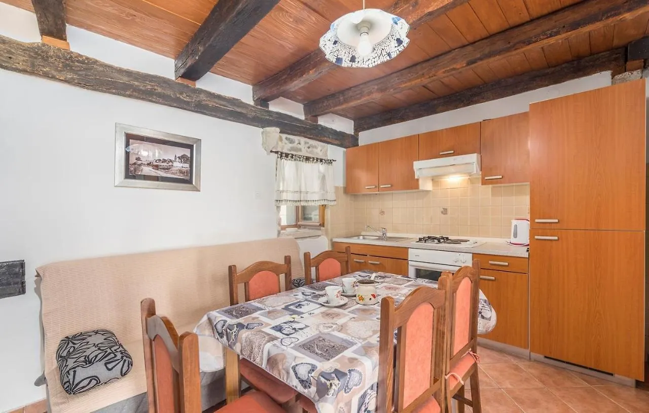 *** Guest house Apartments Petina Pican Croatia